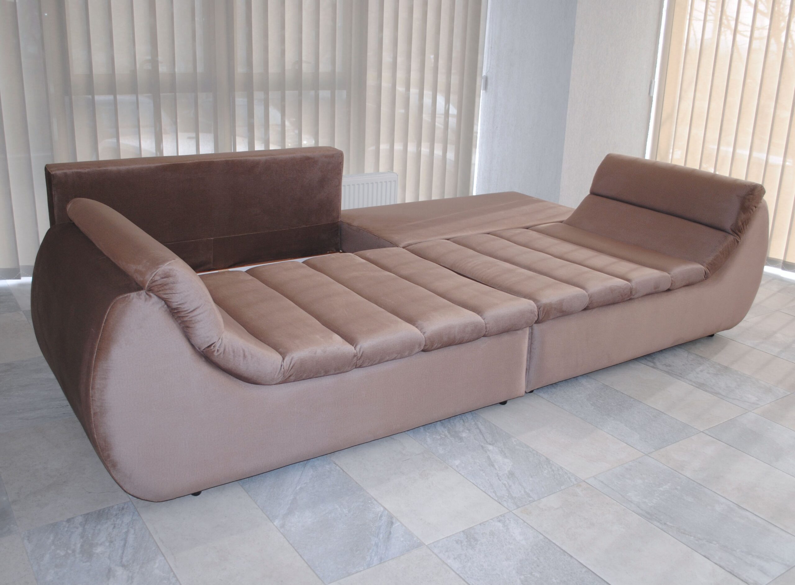 Canapea extensibila 4 locuri Party, cu lada, cappuccino, 300 x 105 x 75 cm 6