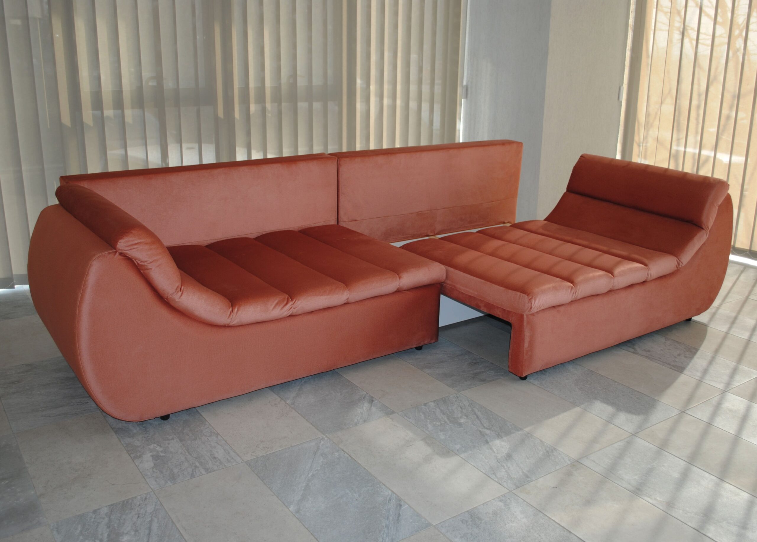 Canapea extensibila 4 locuri Party, cu lada, portocaliu sidef, 300 x 105 x 75 cm 4