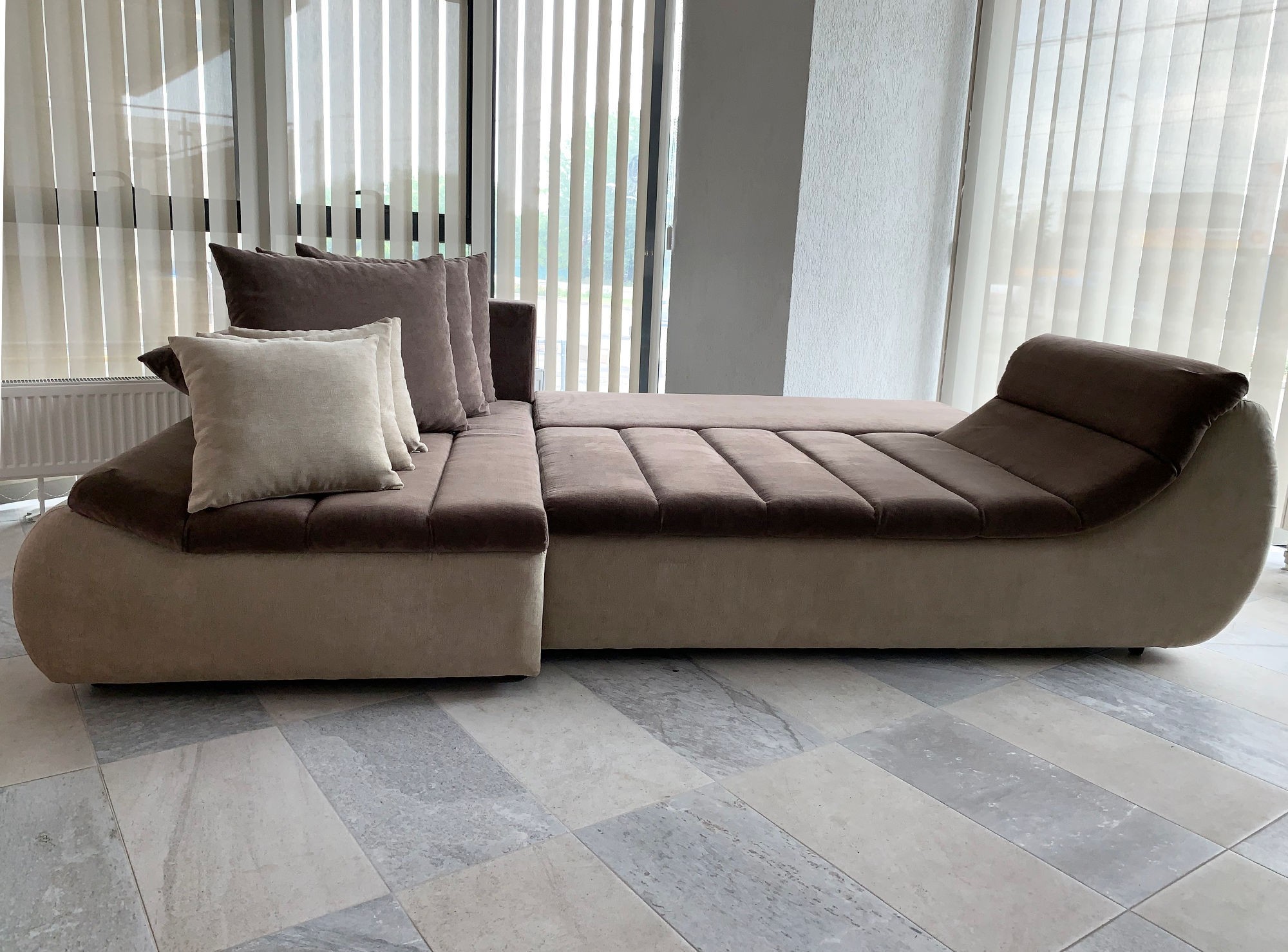 Coltar living extensibil pe dreapta Florence, cu lada, maro + crem, 280 x 170 x 75 cm 4