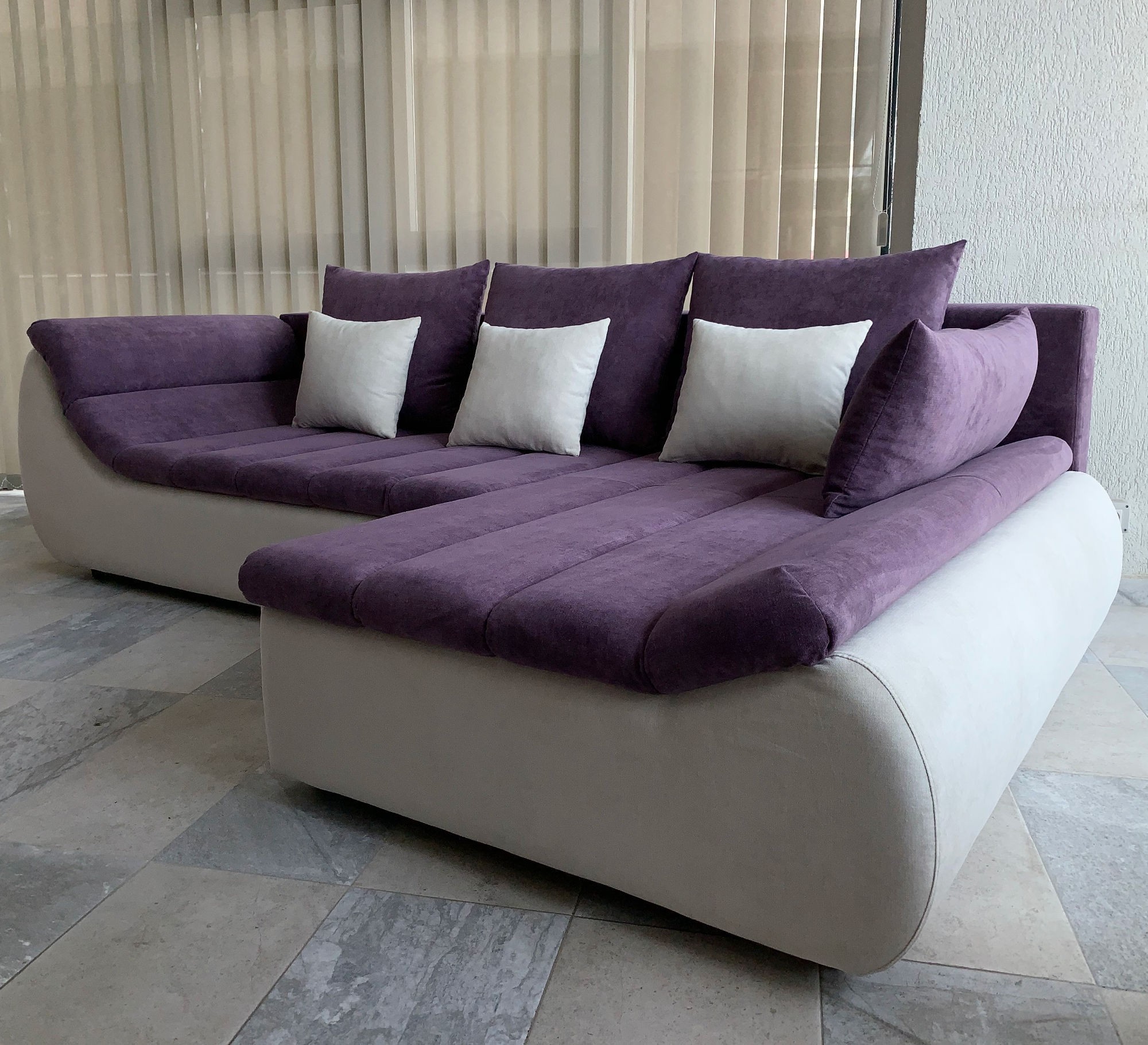 Coltar living extensibil pe stanga Florence, cu lada, mov + crem, 280 x 170 x 75 cm 2